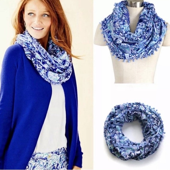 Lilly Pulitzer Resort Infinity Loop Scarf blue purple print - Picture 1 of 8